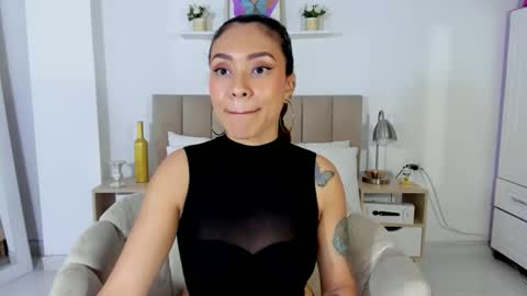 Zoe Gruber online show from May 28, 11:35 pm