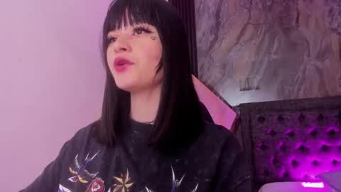 zoe_rosse00 online show from February 27, 2:50 pm