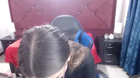 zoe_sweet050 online show from January 14, 9:09 pm