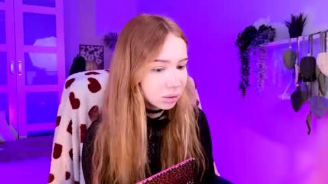 ZOE online show from May 12, 5:48 am