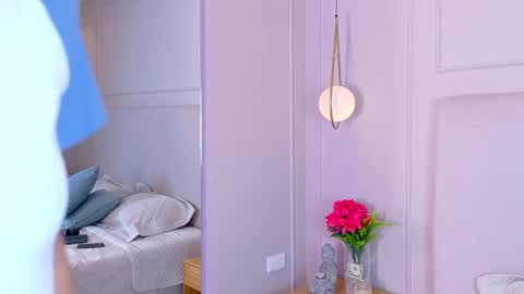 Zoe online show from September 24, 2:16 pm