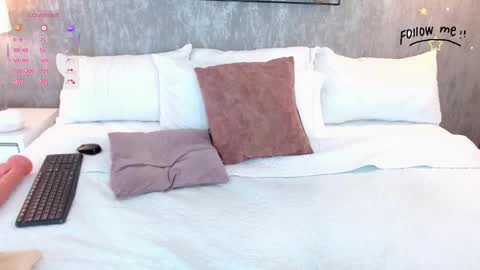 zoe online show from April 16, 8:08 pm