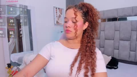 Zuly  online show from February 10, 12:52 pm