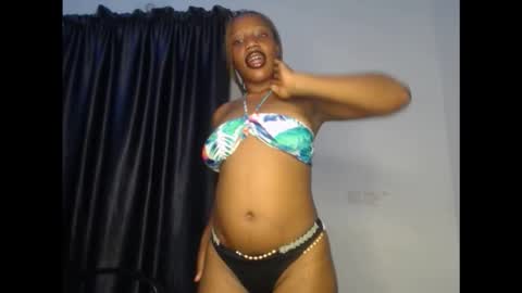 zuri online show from December 17, 6:01 pm