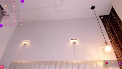 Zara online show from October 21, 8:13 pm