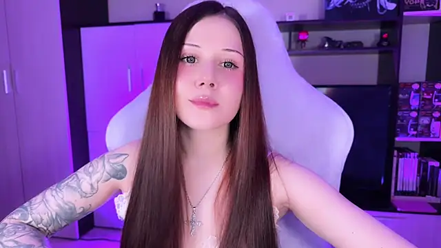 Snapshot of jasminevine chatting on September 21, 4:22 am jasminevine online show from September 21, 4:22 am