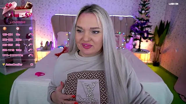 MissyMartinez online show from December 18, 9:03 am