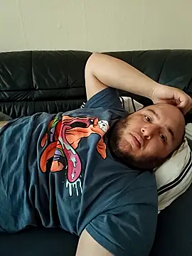 genderfluidco2 online show from April 19, 7:30 am