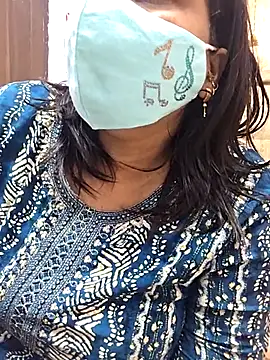 MOM-SUN-COUPLE online show from September 13, 6:16 pm