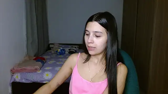 Snapshot of mia__lopez_ chatting on September 10, 2:22 am mia lopez online show from September 10, 2:22 am