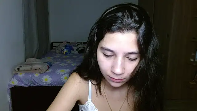 Snapshot of mia__lopez_ chatting on September 13, 4:09 am mia lopez online show from September 13, 4:09 am