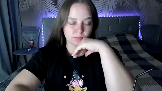 uliastar online show from September 19, 8:46 am