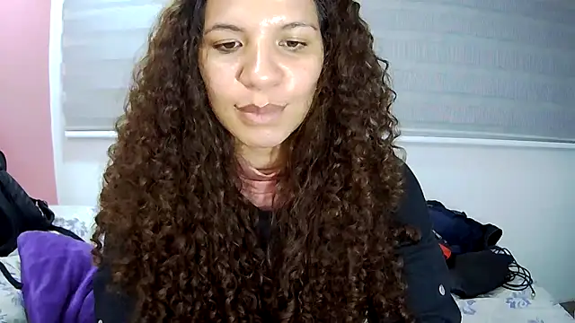 Snapshot of gatubelahot chatting on October 24, 2:29 am gatubelahot online show from October 24, 2:29 am