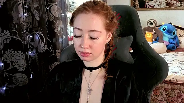 TinaBrook online show from March 20, 6:07 am