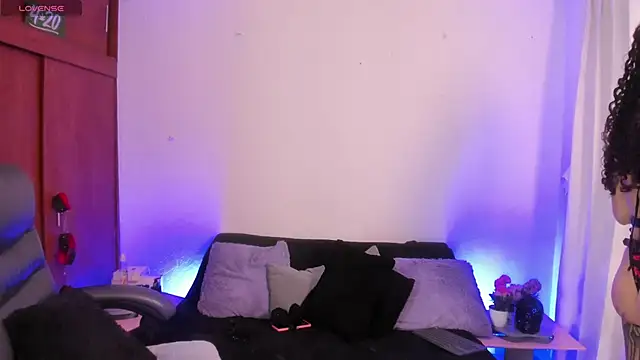 Cata green online show from November 5, 8:03 pm