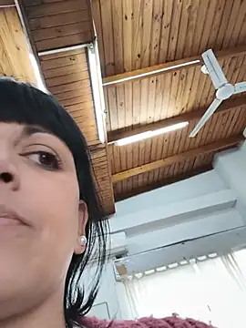 estefyzapata online show from July 8, 7:49 pm