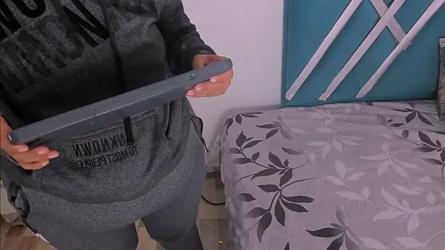 veronica salas online show from March 8, 11:47 am