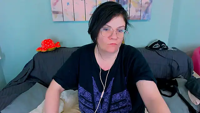 EverlyRays online show from March 2, 5:19 am