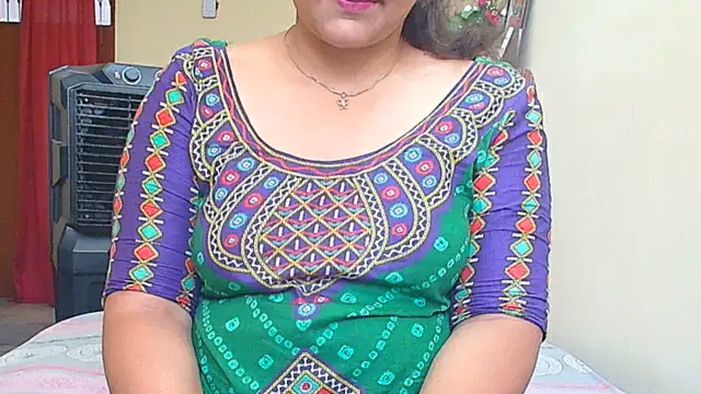 Crazy Bebo 55 online show from June 6, 9:15 am