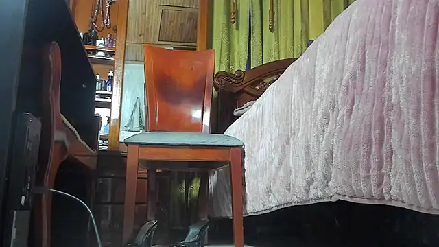  BrendaMichel  online show from April 15, 1:22 pm