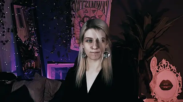 Noah ElmerX online show from December 4, 5:24 pm