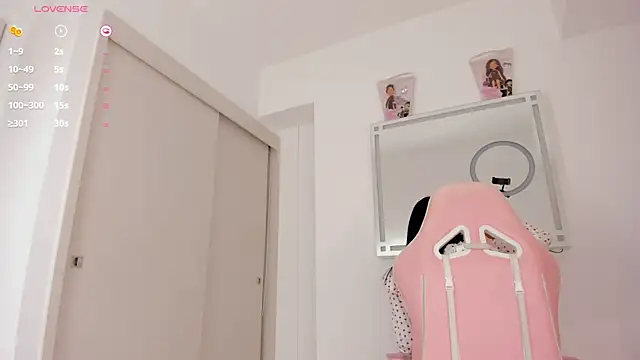 mia yourmommy online show from September 10, 3:17 am