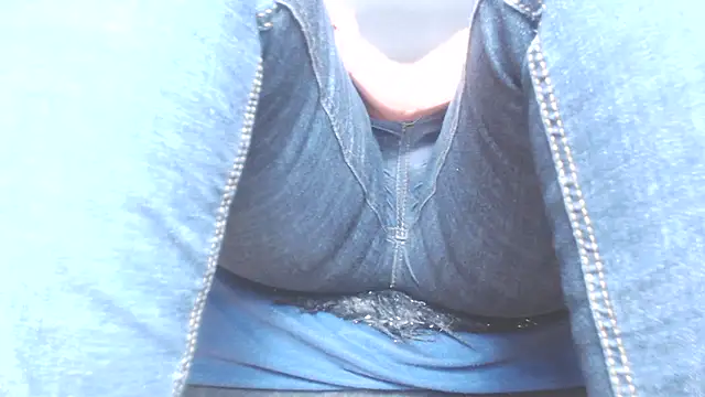 Snapshot of Helennahot chatting on October 12, 7:05 pm Helennahot online show from October 12, 7:05 pm