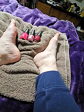 Thegreatestshowonearth410 online show from February 17, 4:34 am