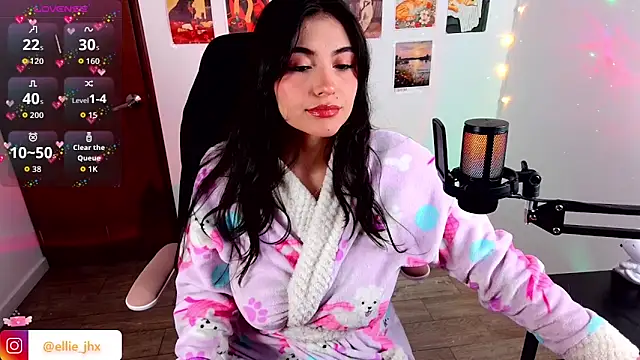 Ellie Jhonson   online show from April 30, 3:23 am