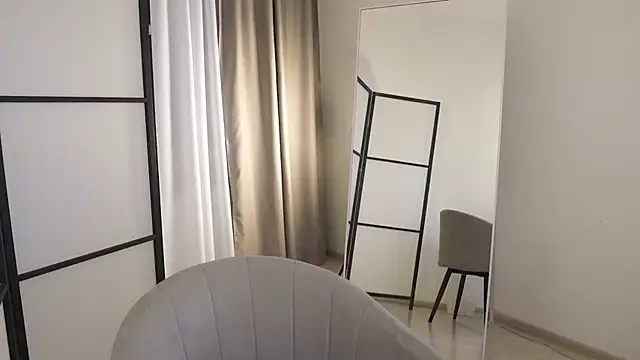 FiaMoor online show from December 2, 12:07 pm