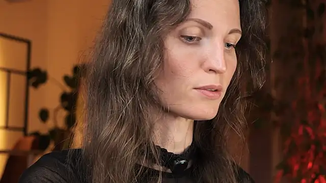 yulladao online show from October 26, 5:30 pm