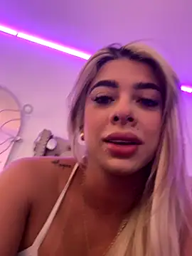 Snapshot of Zoevegass chatting on September 11, 4:18 pm Zoevegass online show from September 11, 4:18 pm