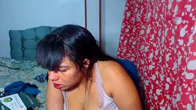 AmaraRoberts420 online show from February 27, 3:39 am