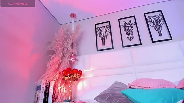 Rebeca jones online show from November 20, 1:23 pm