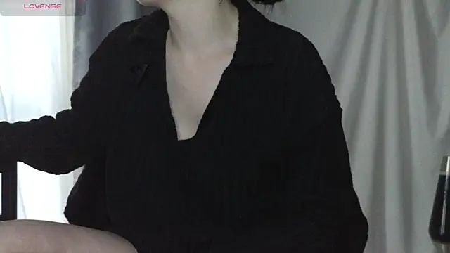 Mia G0ld online show from January 10, 4:01 pm