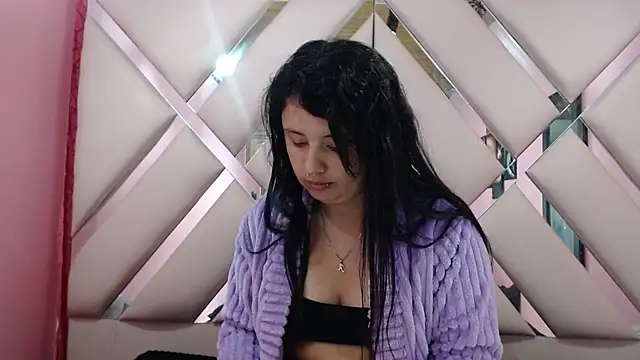 nathaly low1 online show from November 19, 3:06 am