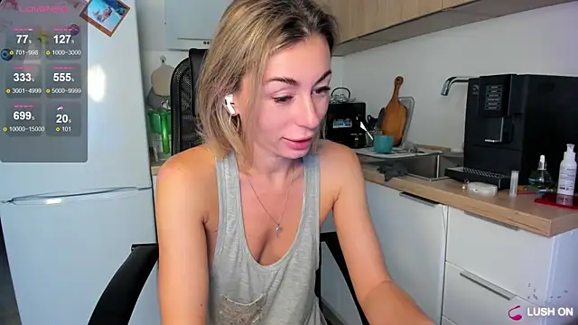 DannaEvan online show from September 27, 2:30 am