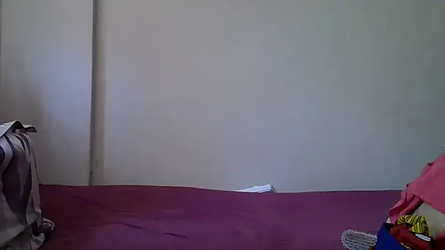 AddictiveAssCurves online show from March 30, 11:32 am