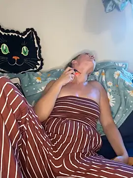 SkyelarSommer online show from October 16, 4:53 pm