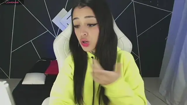 farichell online show from October 24, 9:55 pm