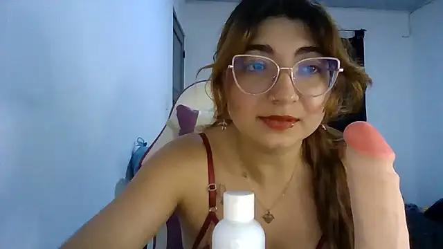 esteni online show from June 4, 3:12 am