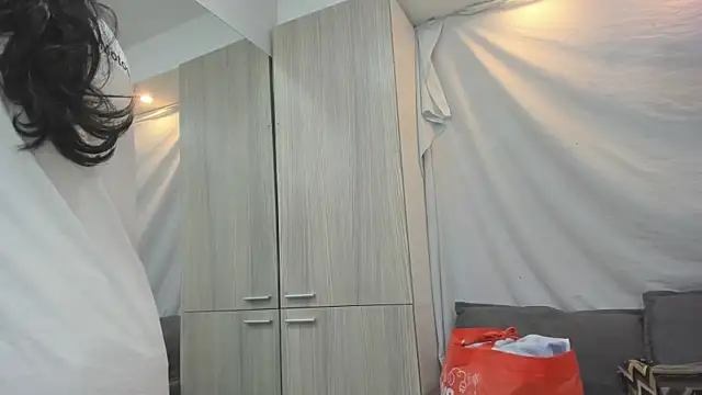 Mhelanny2 online show from February 6, 5:16 pm