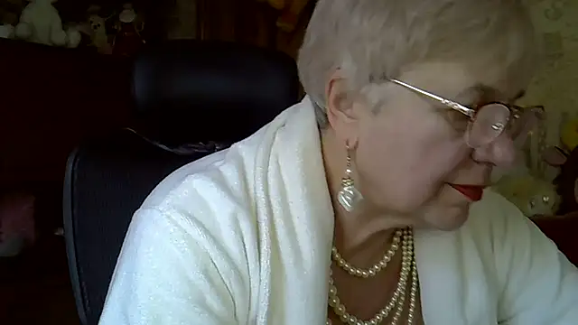 SweetCherry27 online show from April 1, 2:25 pm