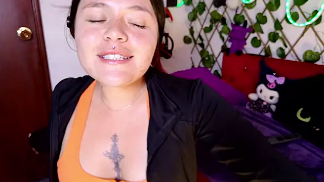  kalypso  online show from April 8, 8:33 pm