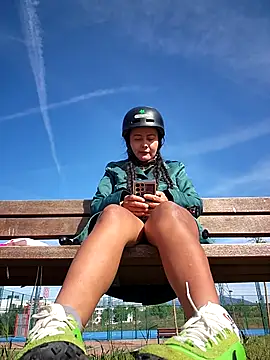 bellapaty online show from April 17, 8:49 am