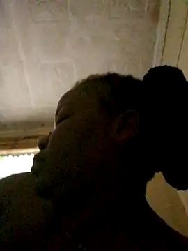 pretty-donna online show from October 26, 6:42 am