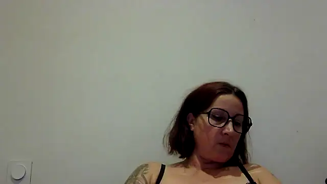 feline27 online show from October 27, 8:58 pm