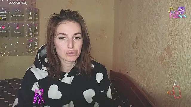 xx adrihanna xx online show from April 2, 4:15 pm