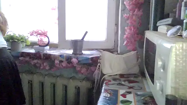 CarlyJoy online show from January 14, 11:48 am