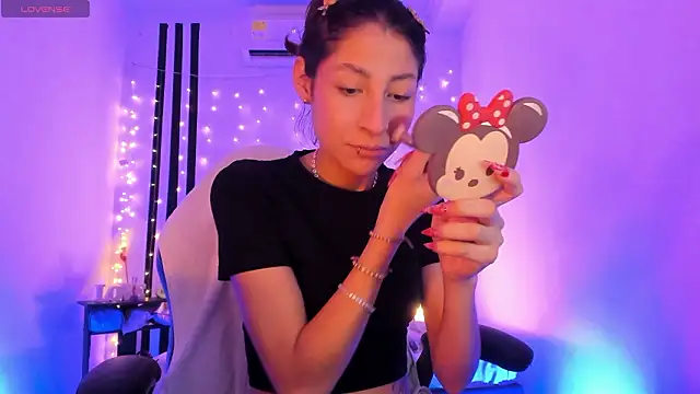 Gorgeous Team online show from February 17, 6:29 pm